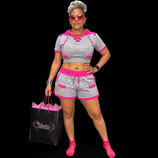 Ms.Stacked Outfitted