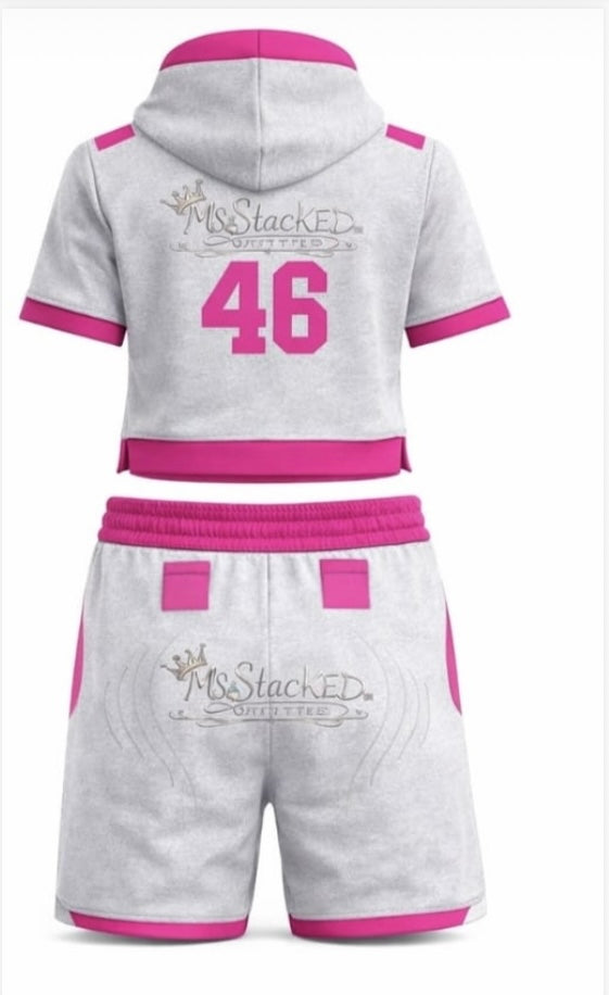 Ms.Stacked Outfitted